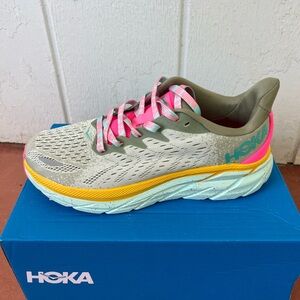 Hoka x Free People Clifton 8 / seaweed-green tea